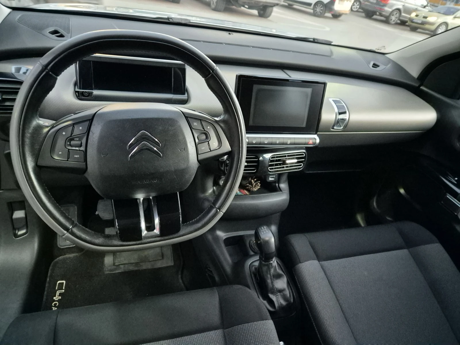 Citroen C4 Cactus 1.6, снимка 5 - Автомобили и джипове - 55705248