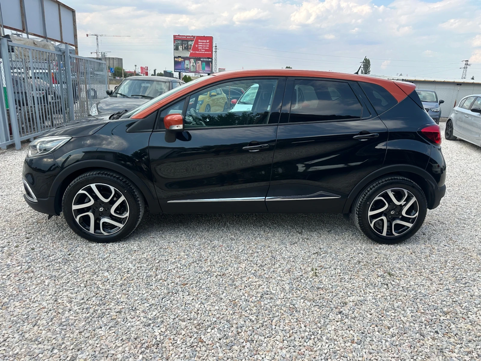 Renault Captur 1.5 DCI, снимка 4 - Автомобили и джипове - 55708769