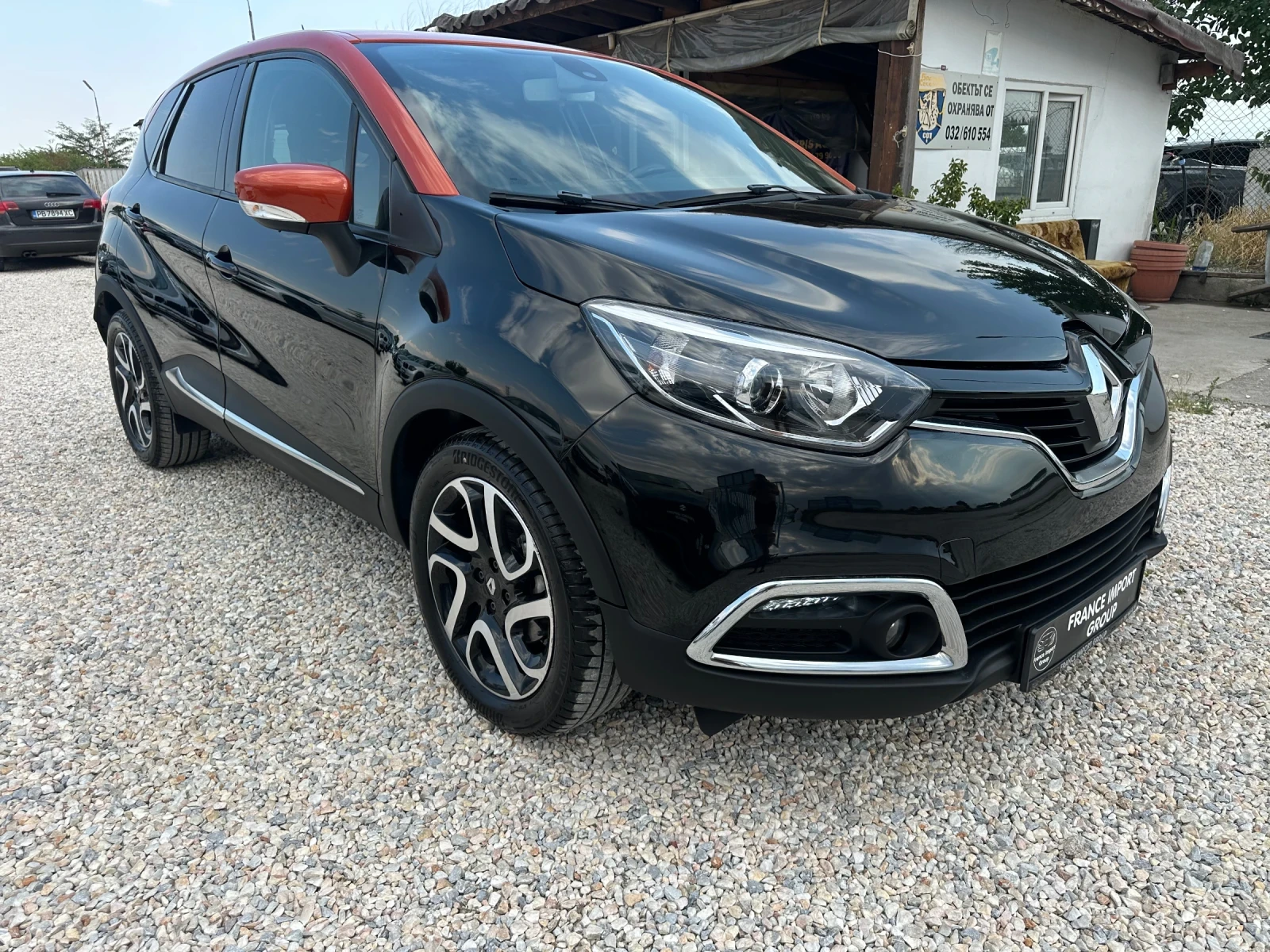 Renault Captur 1.5 DCI, снимка 9 - Автомобили и джипове - 55708769