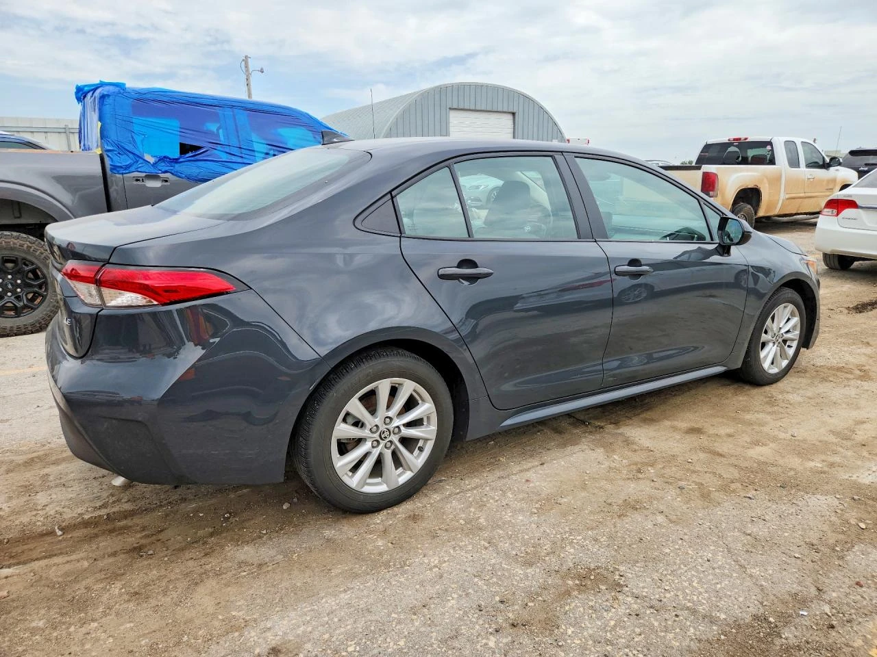 Toyota Corolla 2.0l Le | Mobile.bg � ����������� 3