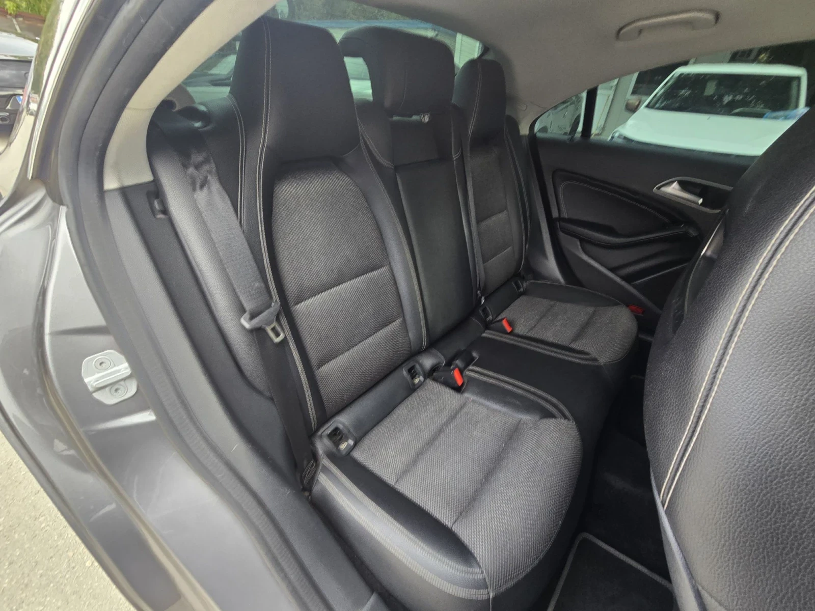Mercedes-Benz CLA 180 D 110�.� 6 �������� ��� ���������  | Mobile.bg � ����������� 15