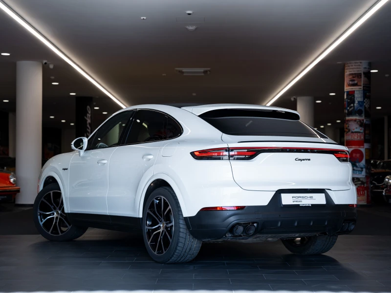 Porsche Cayenne Coupe  E-Hybrid, снимка 2 - Автомобили и джипове - 46976304