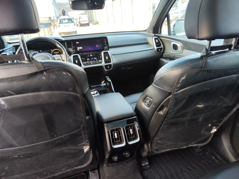 Kia Sorento AWD, снимка 8 - Автомобили и джипове - 49555612