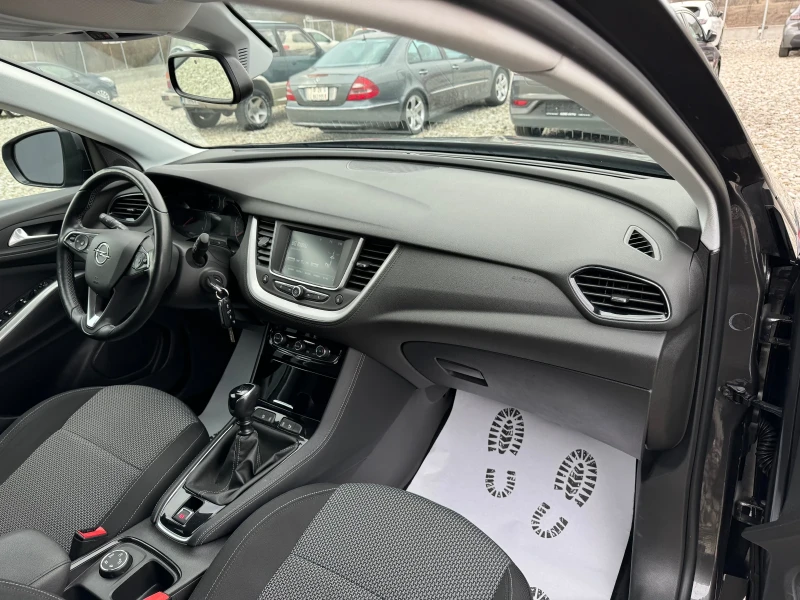 Opel Grandland X 1.6 HDI NAVI, снимка 13 - Автомобили и джипове - 49282694