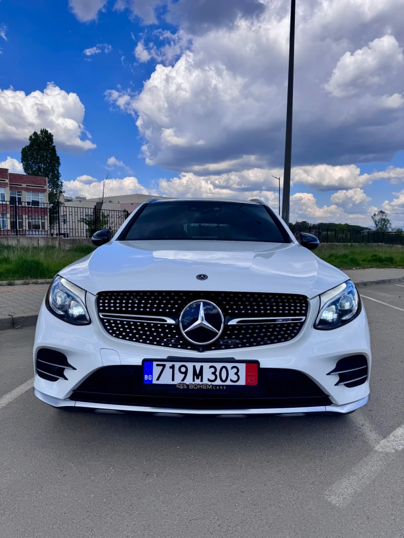 Mercedes-Benz GLC 43 AMG Polar White Night Pack 2018, снимка 2 - Автомобили и джипове - 52336394