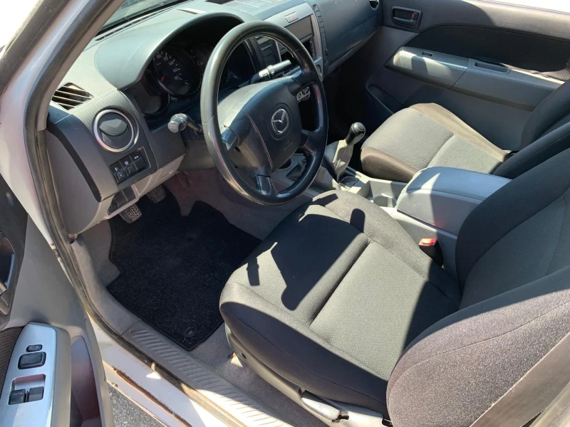 Mazda BT-50 2.5 DIESEL 105 kW , снимка 9 - Автомобили и джипове - 50567905