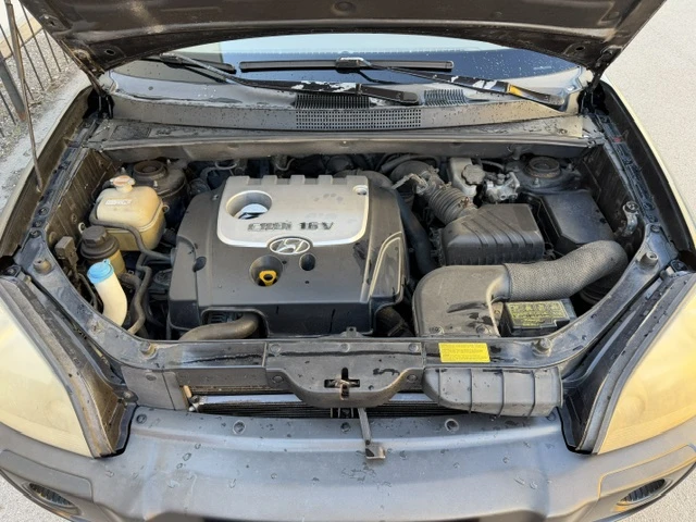 Hyundai Tucson, снимка 11 - Автомобили и джипове - 55245028