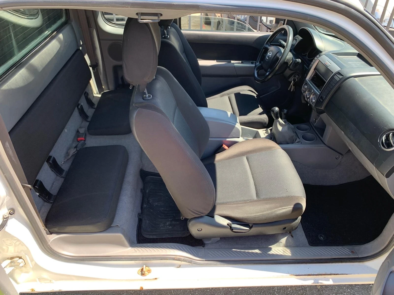 Mazda BT-50 2.5 DIESEL 105 kW  | Mobile.bg — изображение 15