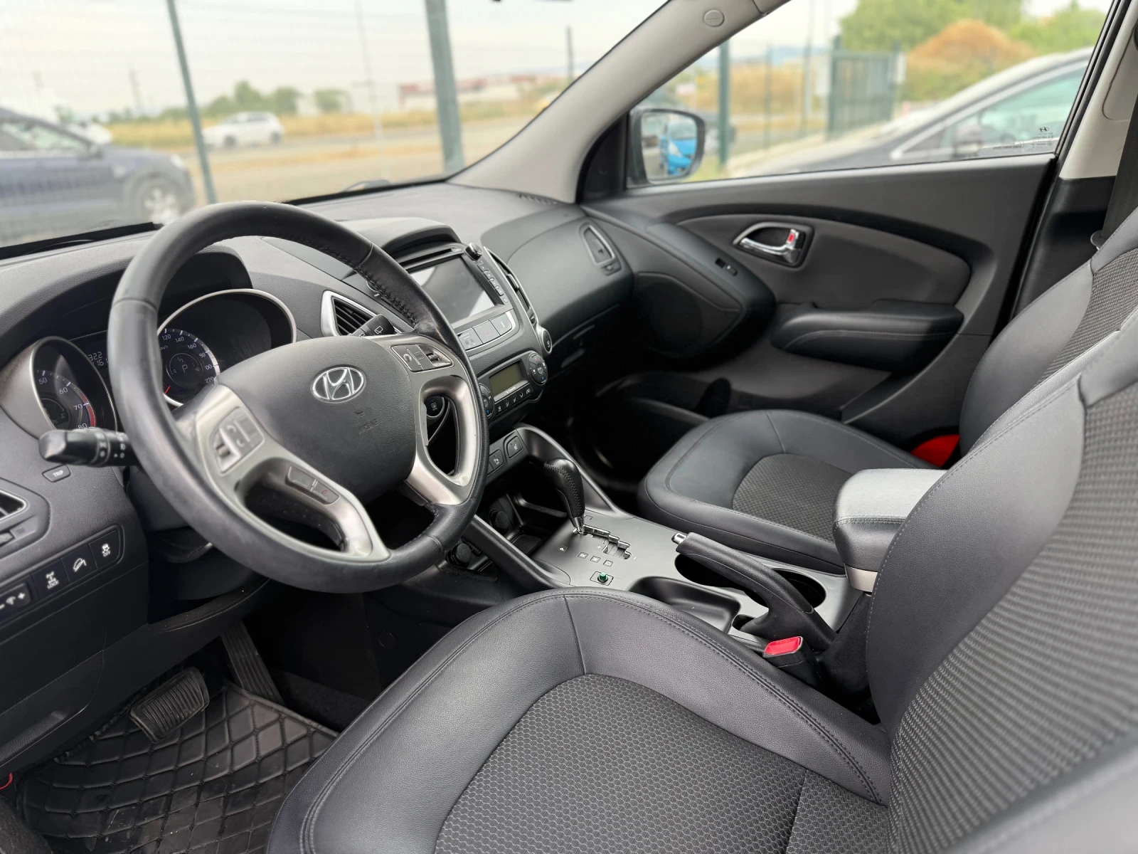 Hyundai IX35 2.0i / 163/ 4WD / Automatic / Swiss - изображение 7