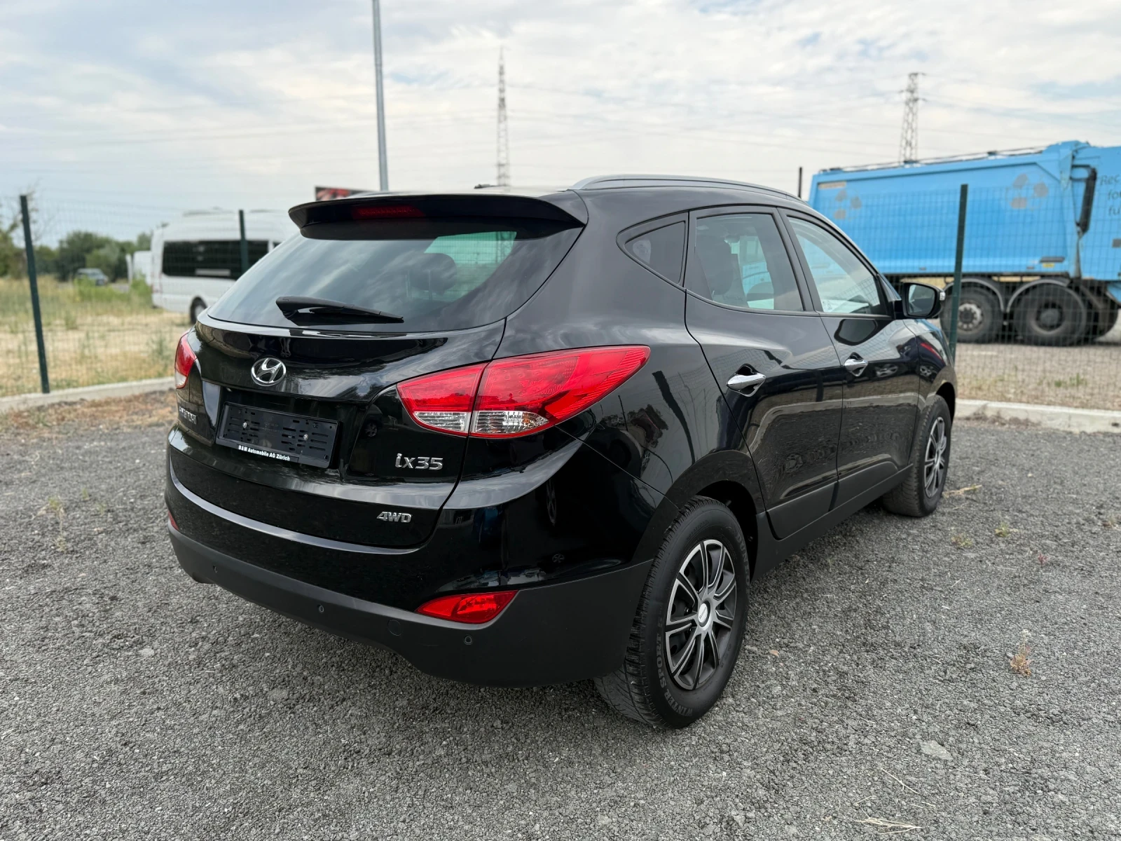 Hyundai IX35 2.0i / 163/ 4WD / Automatic / Swiss - изображение 4