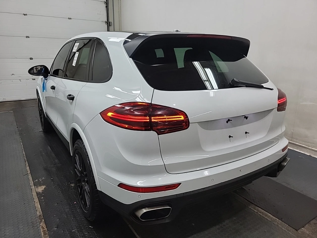 Porsche Cayenne * АВТО КРЕДИТ* ЦЕНА ДО БГ * СЕРВИЗНА ИСТОРИЯ *  - изображение 4