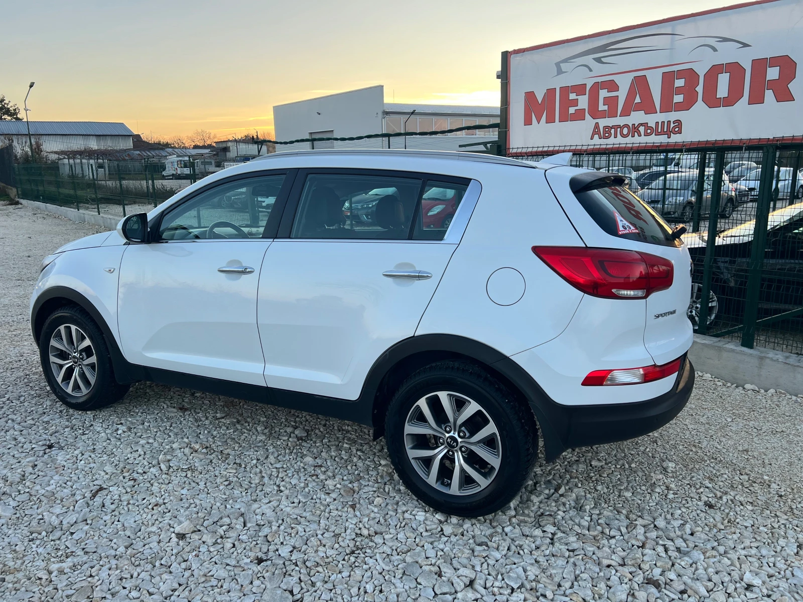 Kia Sportage 1.6 GDi/136p.s-Facelift - изображение 4