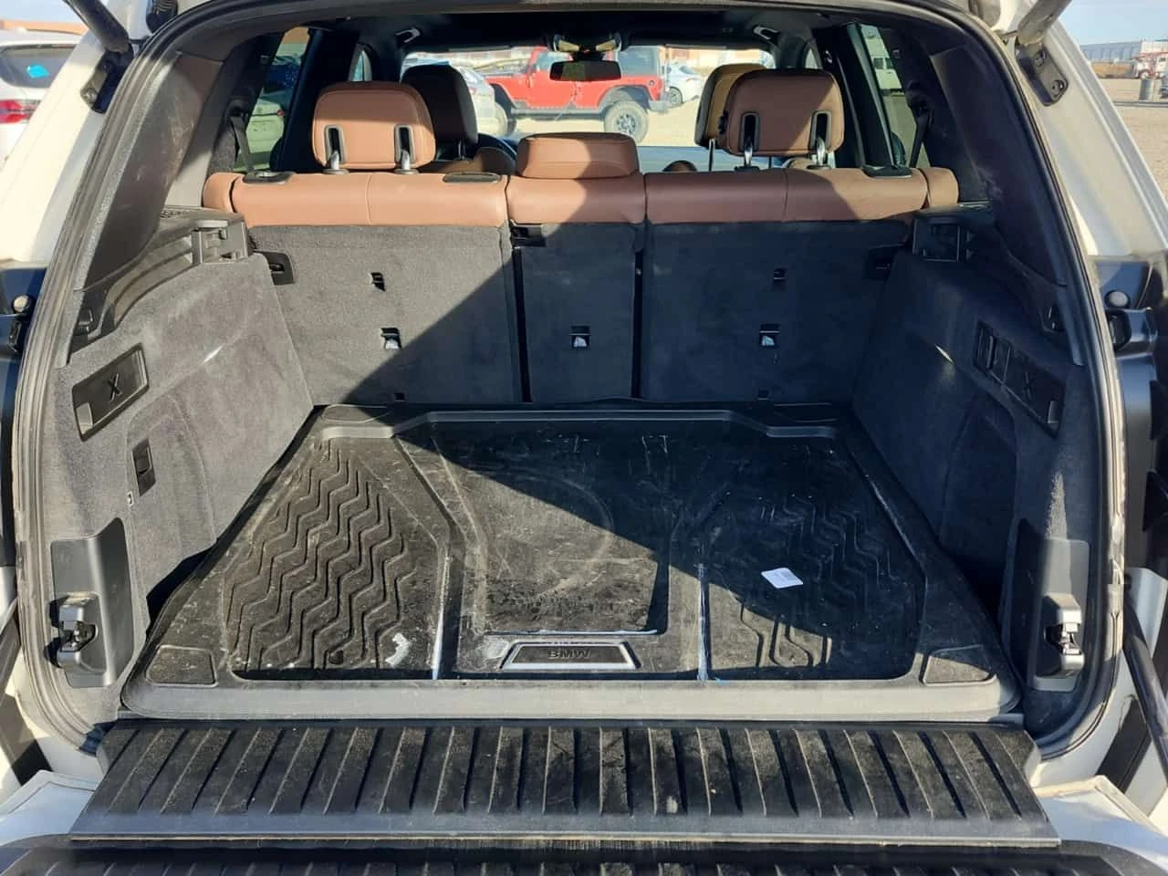 BMW X5 xDrive40i | PANO | HUD | AMBIENT | KEYLESS, снимка 14 - Автомобили и джипове - 53751079