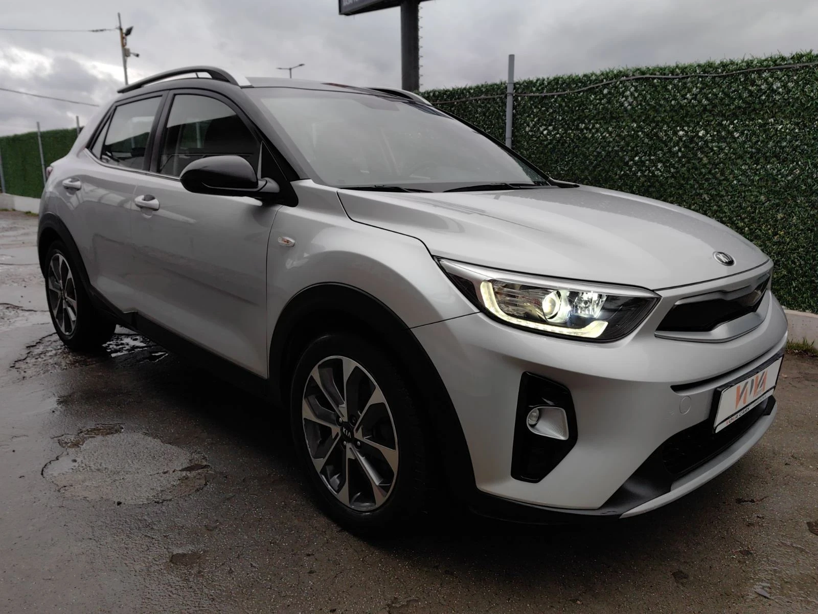 Kia Stonic 1, 4i-100к.с GPL Full led svetlini I navigation, снимка 5 - Автомобили и джипове - 54062010