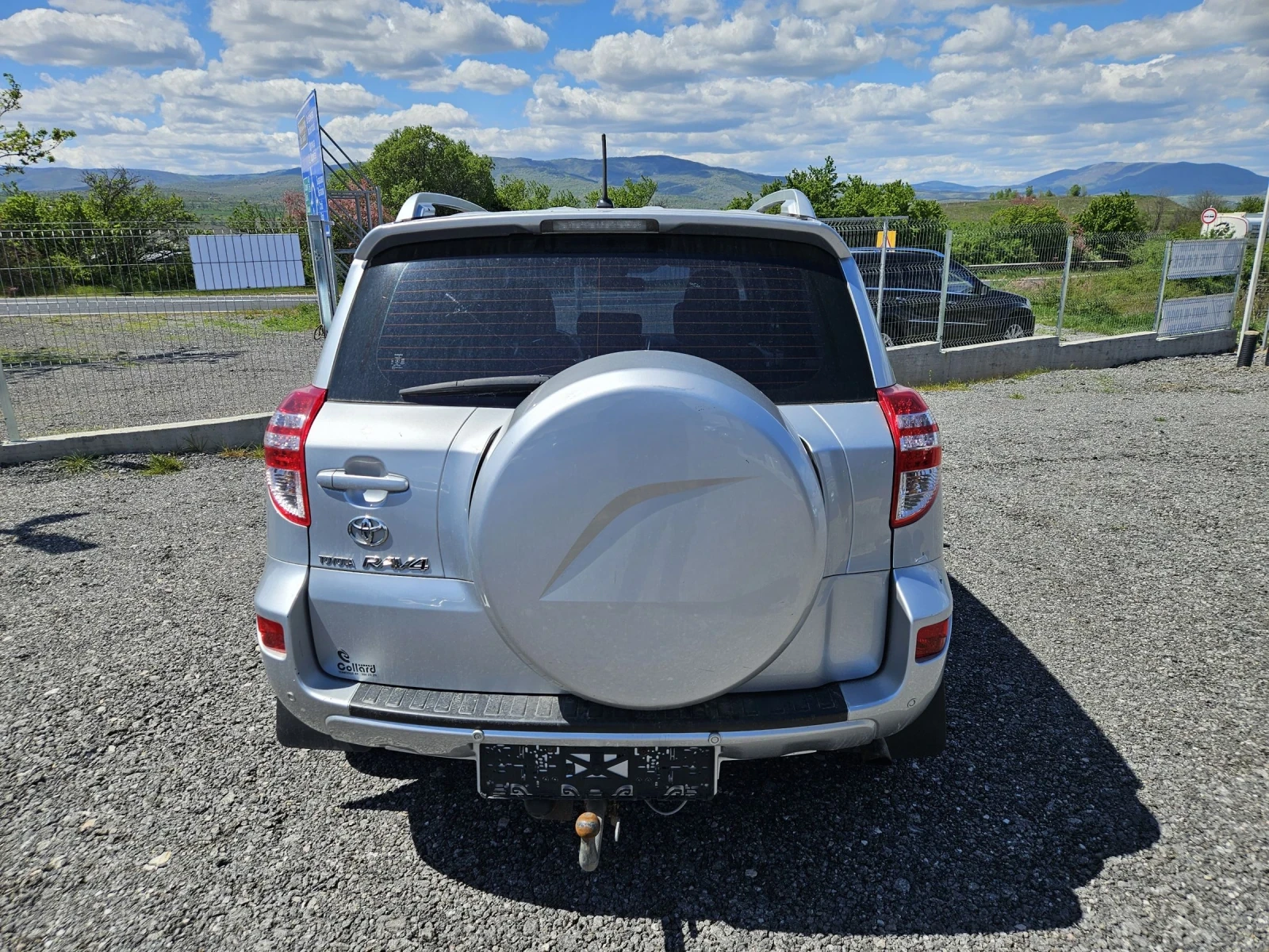 Toyota Rav4 2.2 D4D , снимка 4 - Автомобили и джипове - 54295801