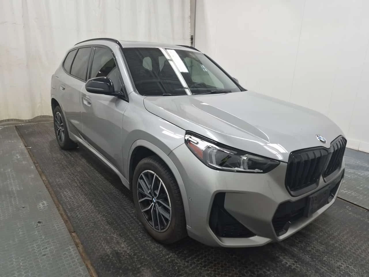 BMW X1 XDRIVE28I| ПАМЕТ| ПАНОРАМА| ПОДГРЕВИ| 2 КЛЮЧА| , снимка 3 - Автомобили и джипове - 54453514
