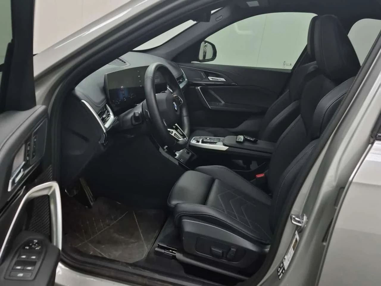 BMW X1 XDRIVE28I| ПАМЕТ| ПАНОРАМА| ПОДГРЕВИ| 2 КЛЮЧА| , снимка 10 - Автомобили и джипове - 54453514