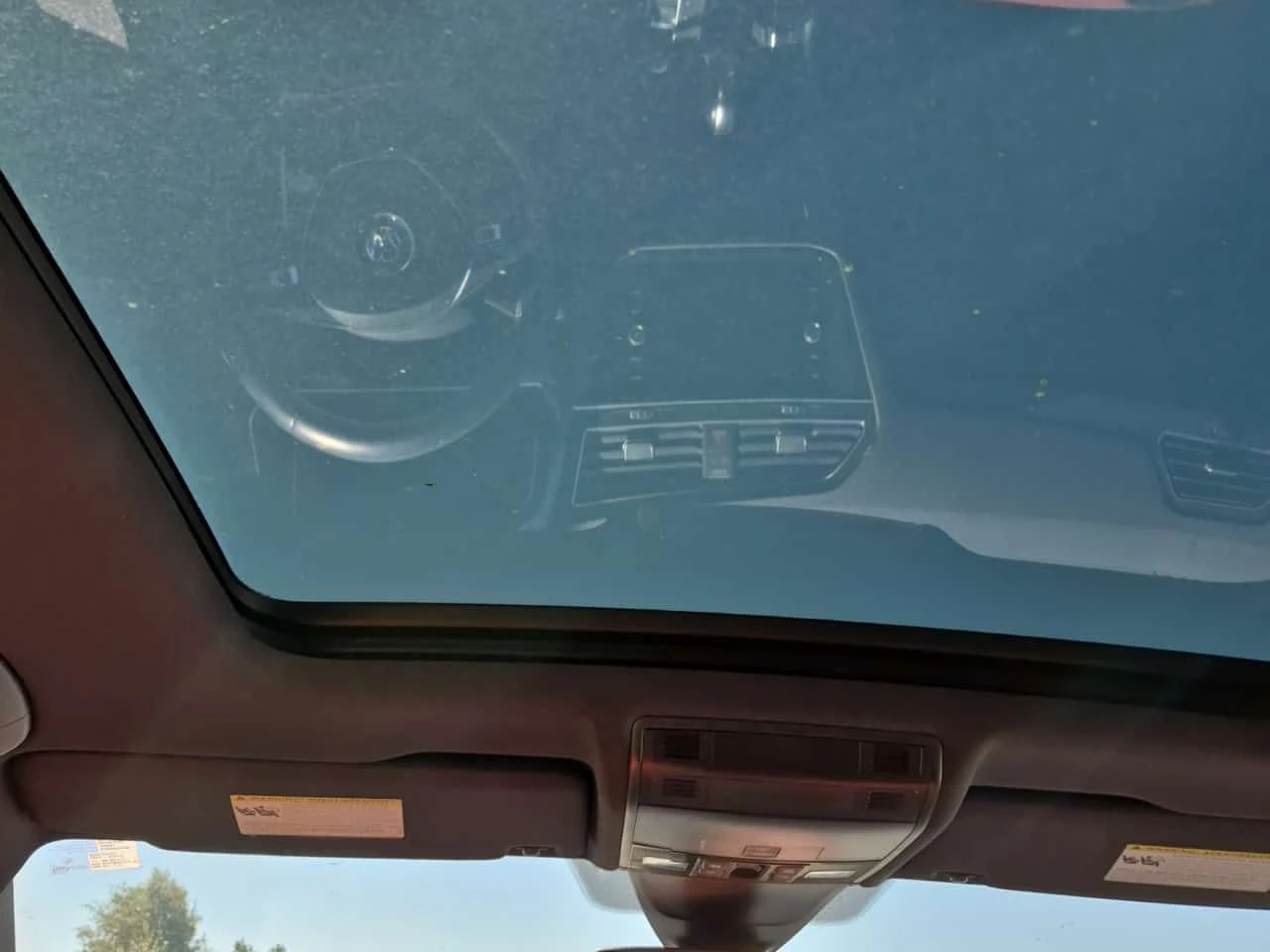 VW Tiguan R/HIGHLINE/ПАНО/ПОДГРЕВ/ПАМЕТ/CARFAХ/ФИНАНСИРАНЕ, снимка 12 - Автомобили и джипове - 54760917