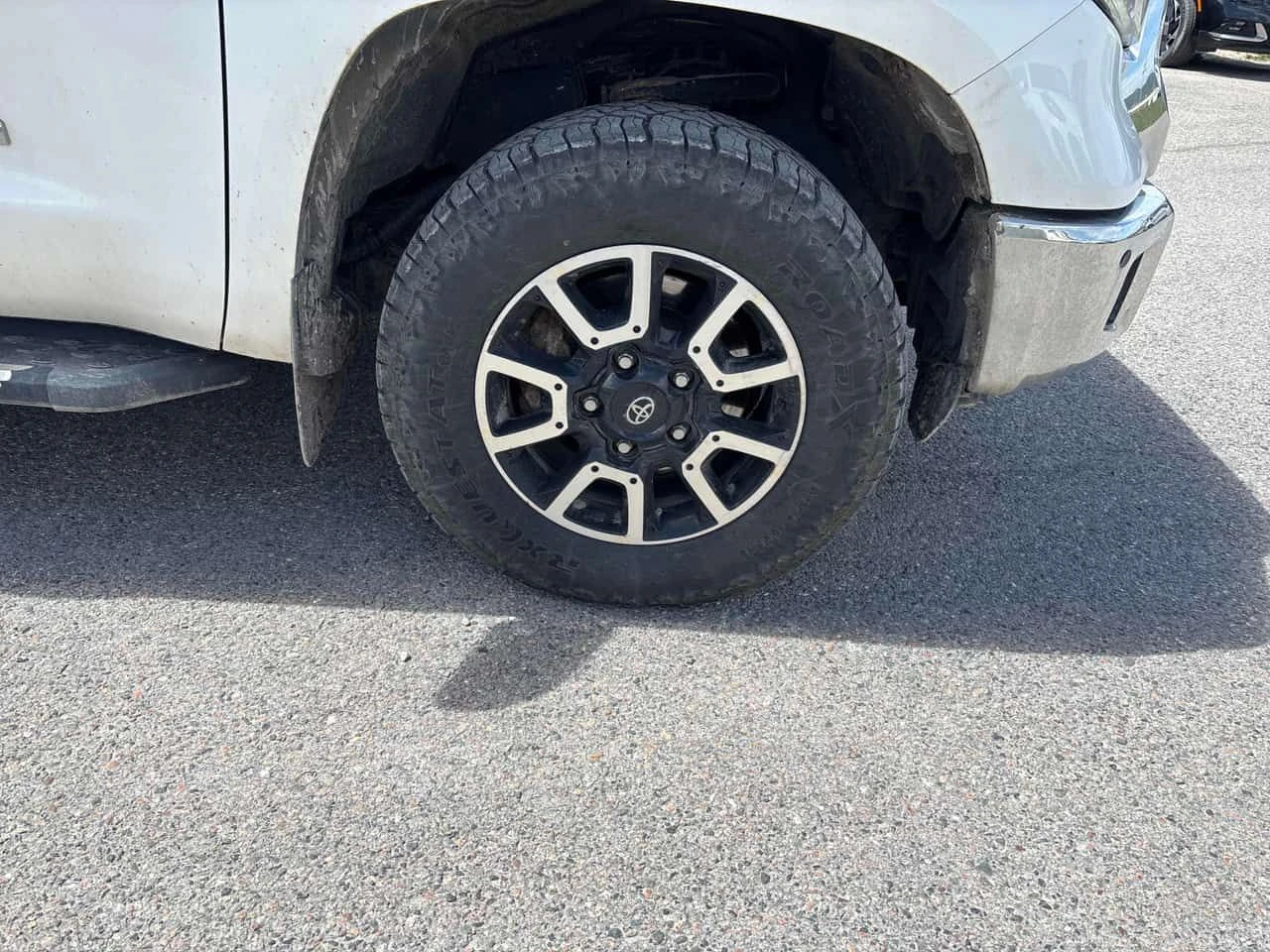 Toyota Tundra SR5 * ГЛАВНО ПРЕДСТАВИТЕЛСТВО НА TOYOTA* , снимка 6 - Автомобили и джипове - 54914184