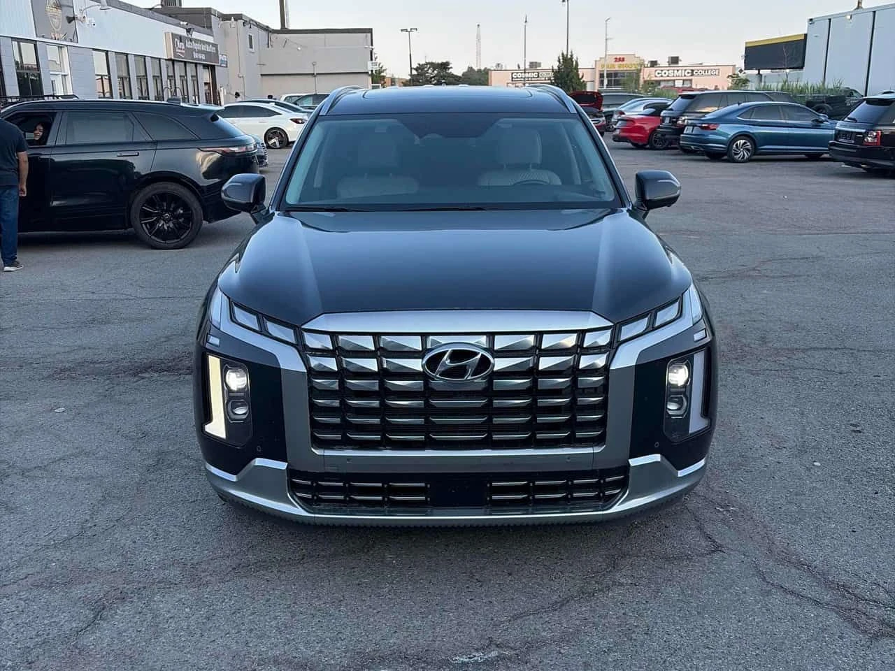 Hyundai Palisade * Ultimate Calligraphy * CARFAX * ЦЕНА ДО БГ, снимка 3 - Автомобили и джипове - 55268734
