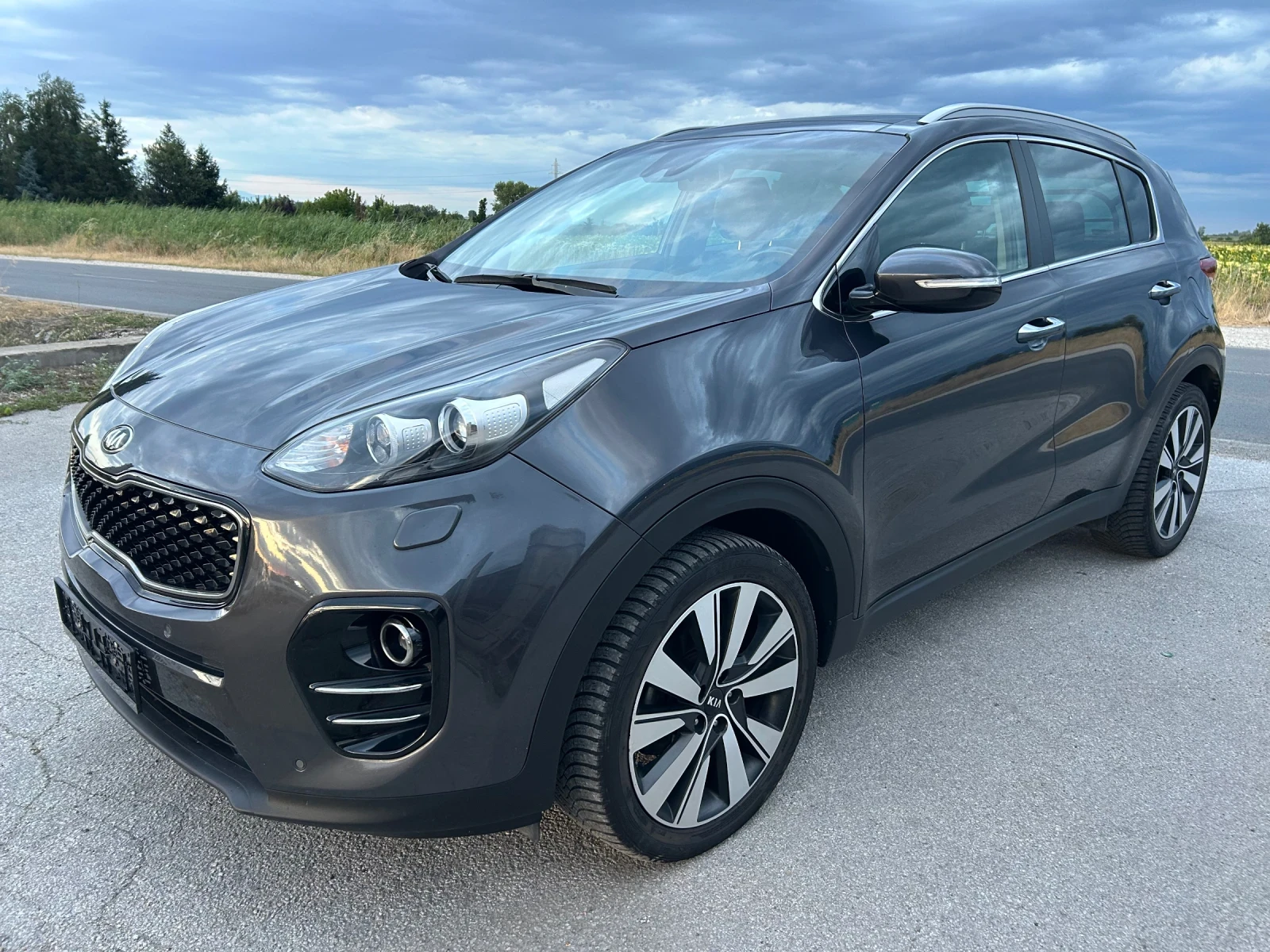 Kia Sportage 1.7 CRDi ПАНОРАМА/НАВИ/КОЖА, снимка 5 - Автомобили и джипове - 55616382