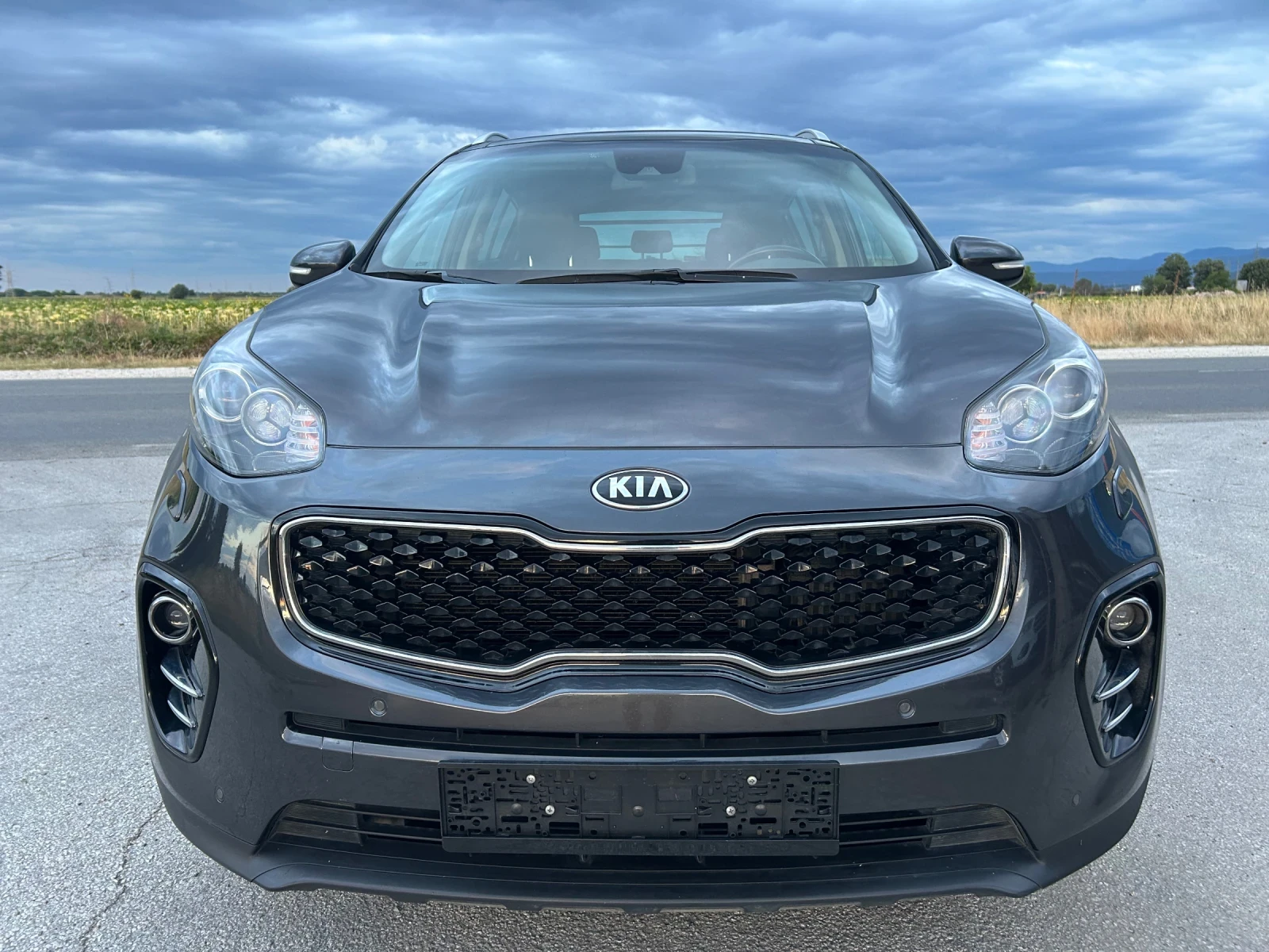 Kia Sportage 1.7 CRDi ПАНОРАМА/НАВИ/КОЖА, снимка 3 - Автомобили и джипове - 55616382