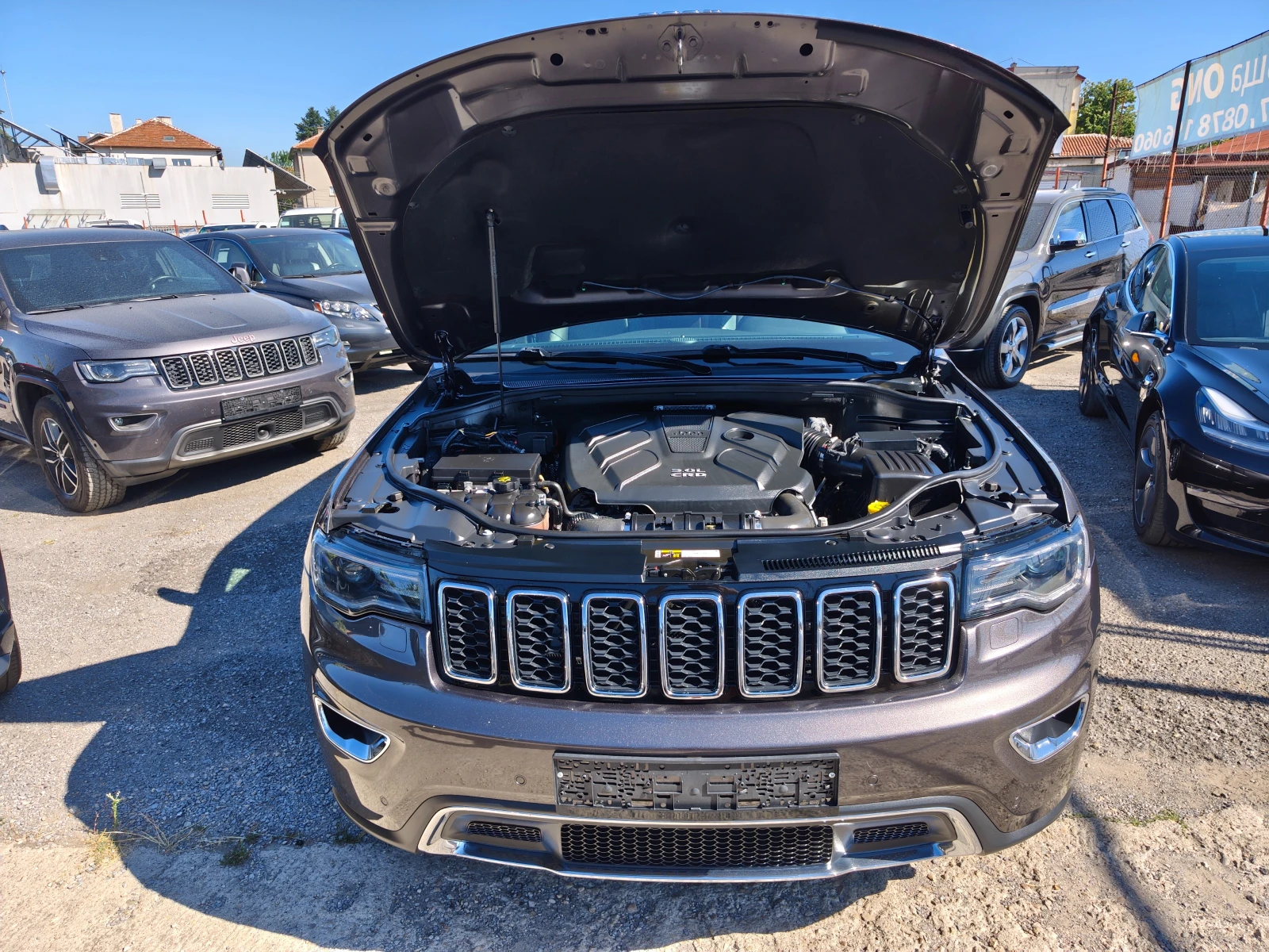 Jeep Grand cherokee 99465 КМ - Доказуеми !! ШВЕЙЦАРИЯ !!!, снимка 16 - Автомобили и джипове - 55681533