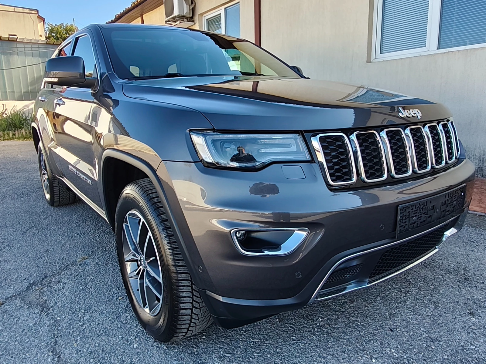 Jeep Grand cherokee 99465 КМ - Доказуеми !! ШВЕЙЦАРИЯ !!!, снимка 17 - Автомобили и джипове - 55681533
