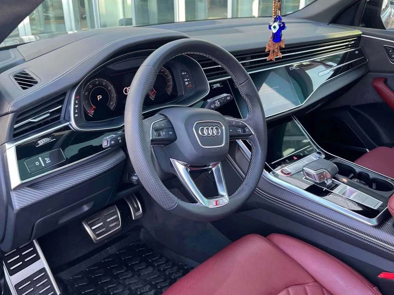 Audi SQ8, снимка 5 - Автомобили и джипове - 56728827