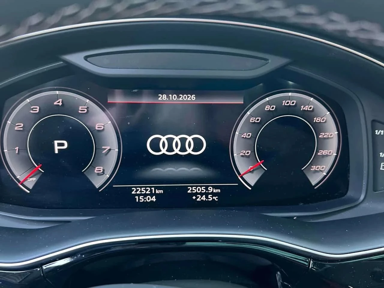 Audi SQ8, снимка 8 - Автомобили и джипове - 56728827