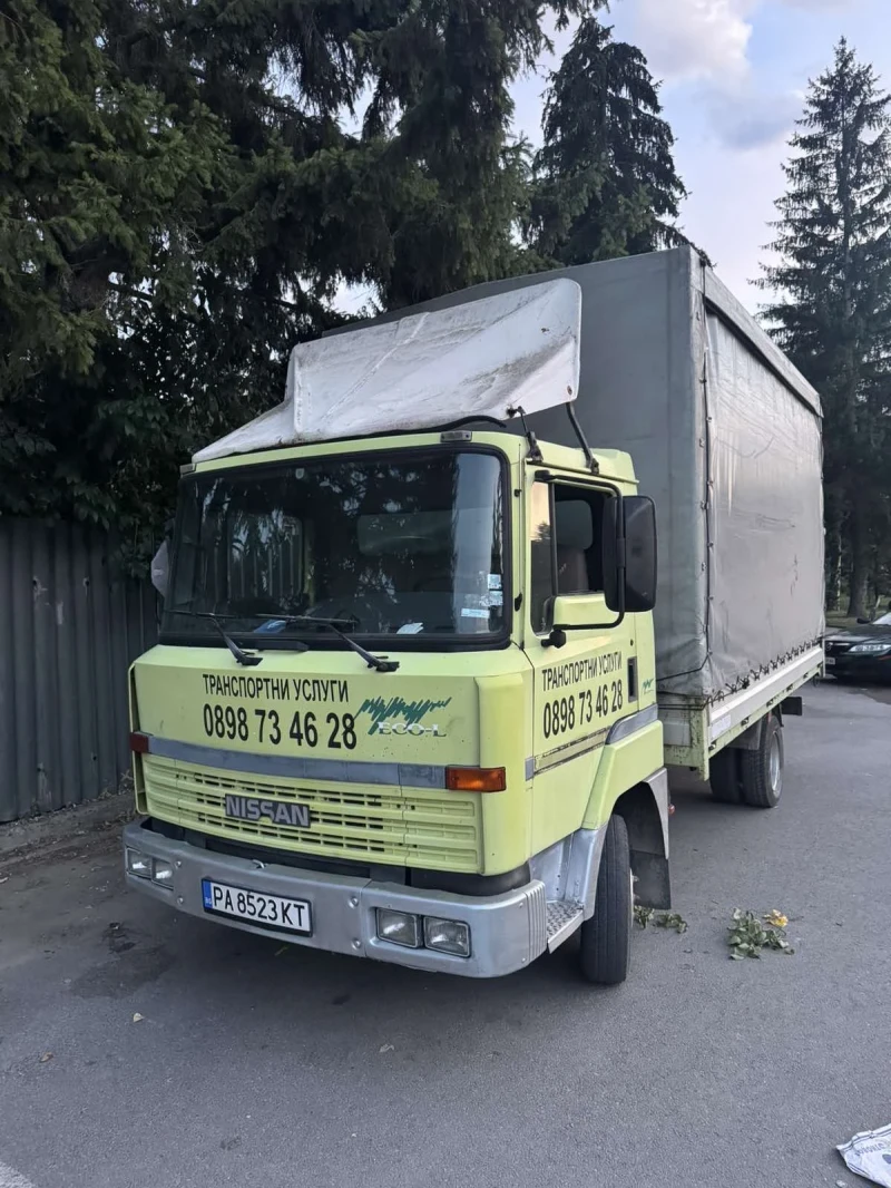 Nissan L35, снимка 11 - Бусове и автобуси - 52335840