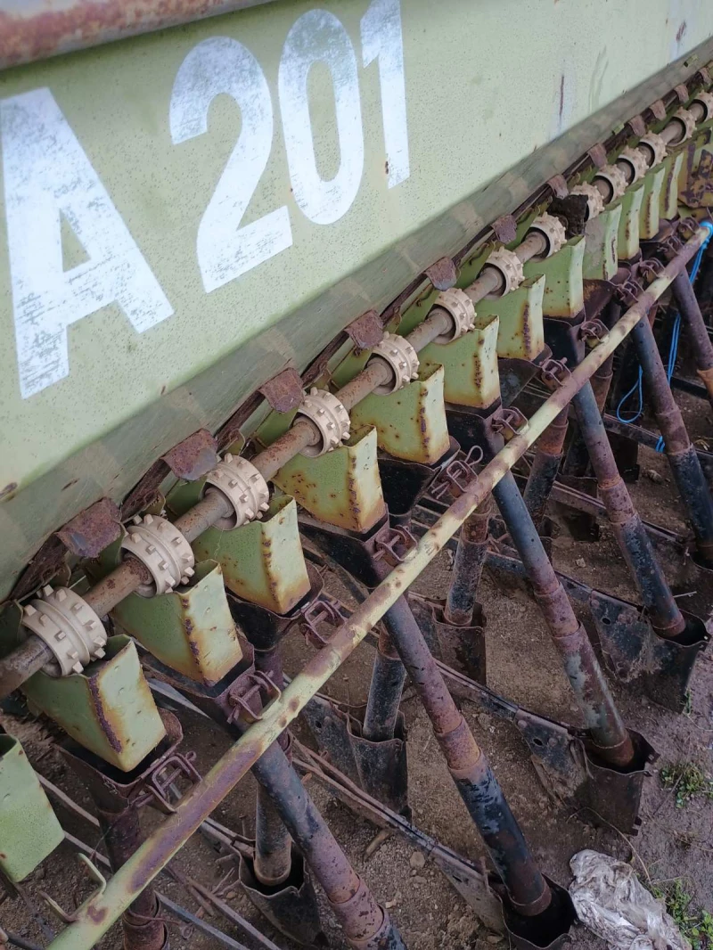 Трактор Владимировец, снимка 12 - Селскостопанска техника - 52682253