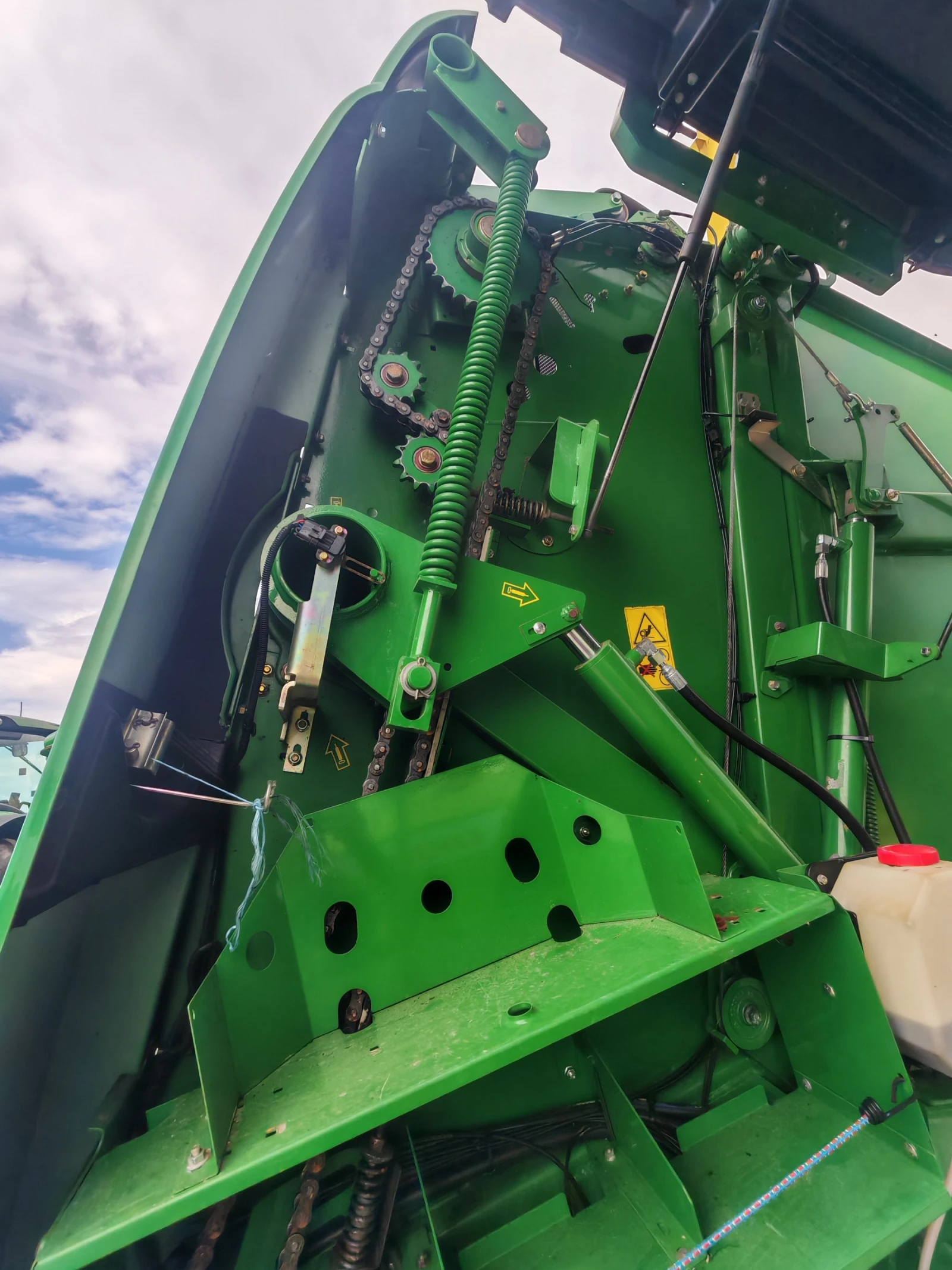 Балировачка John Deere 864 лизинг с първоначална вноска 20 %, снимка 13 - Селскостопанска техника - 54762475