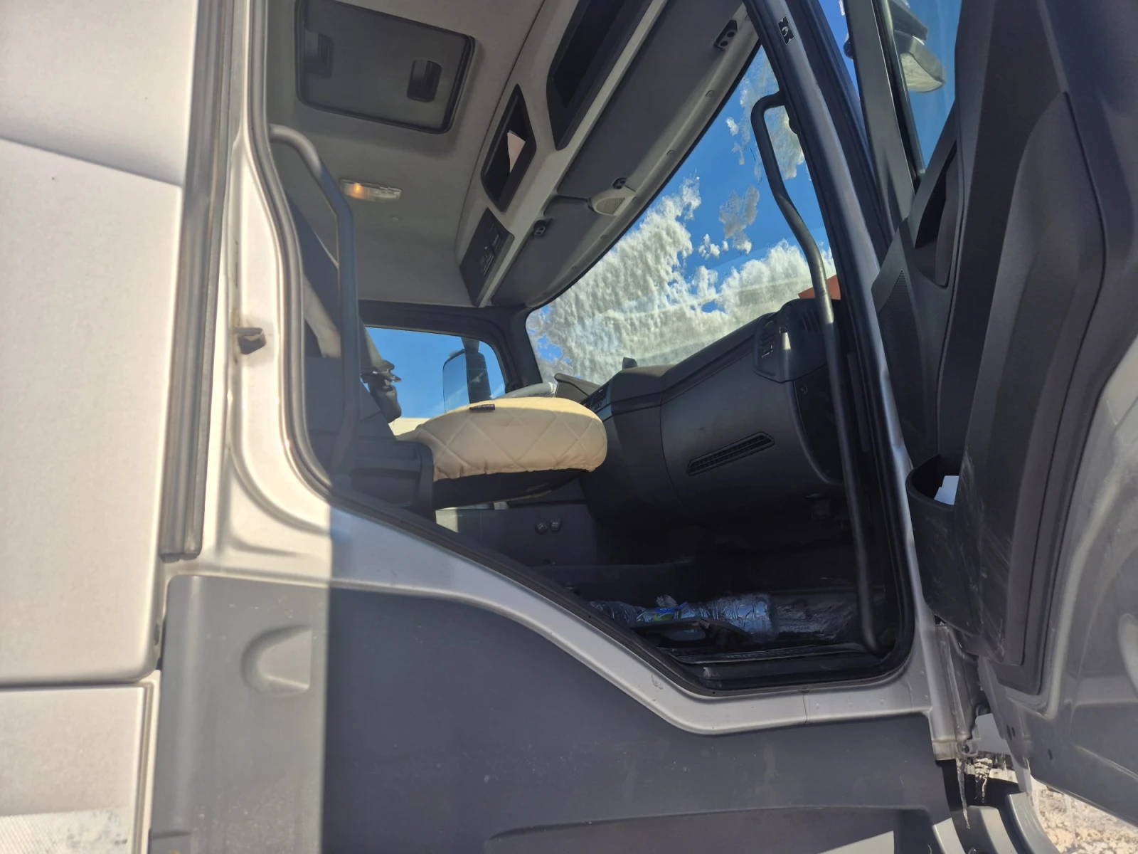 Бетон миксер Mercedes Arocs 32420 - изображение 5