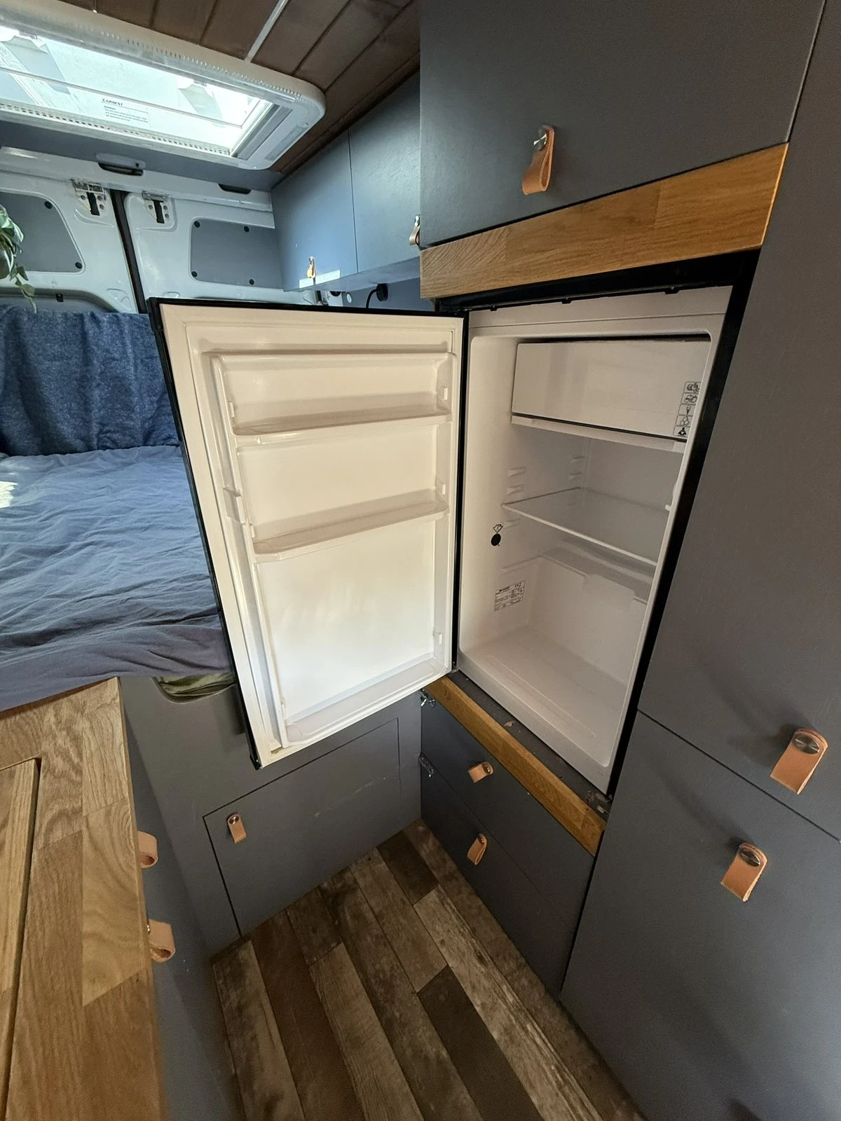 Кемпер Mercedes-Benz sprinter , снимка 7 - Каравани и кемпери - 55097471