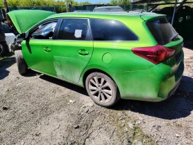Toyota Auris 1.8 hibrid, снимка 4