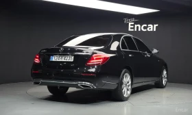Mercedes-Benz E 220 4MATIC | EXCLUSIVE, снимка 2
