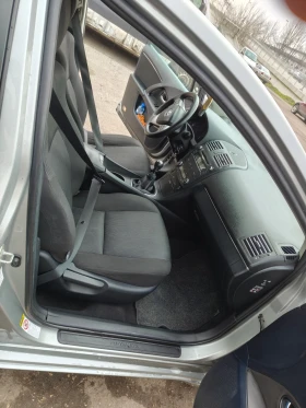 Toyota Avensis T 27, снимка 12
