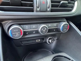Alfa Romeo Giulia Ti Q4/280HP/CAM/MEMO/ACC/DIGI/NAVI/LED/545q | Mobile.bg � ����� ������ 12