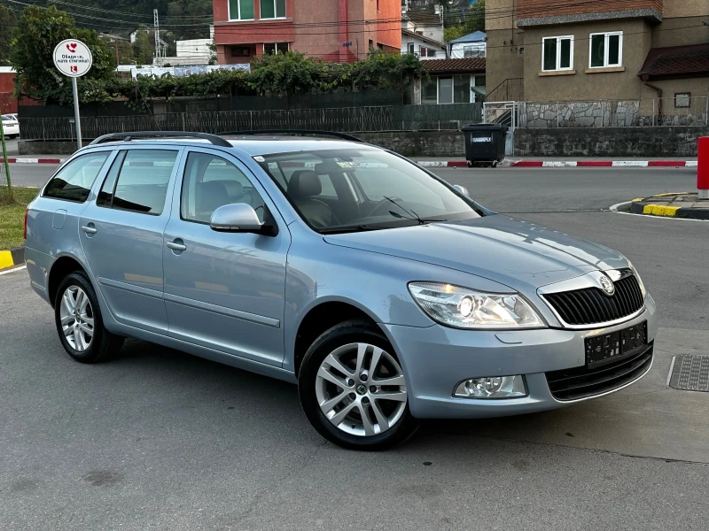 Skoda Octavia КСЕНОН/Кожа 4х4 , снимка 2 - Автомобили и джипове - 47369554