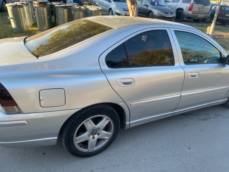 Volvo S60, снимка 9 - Автомобили и джипове - 48476461