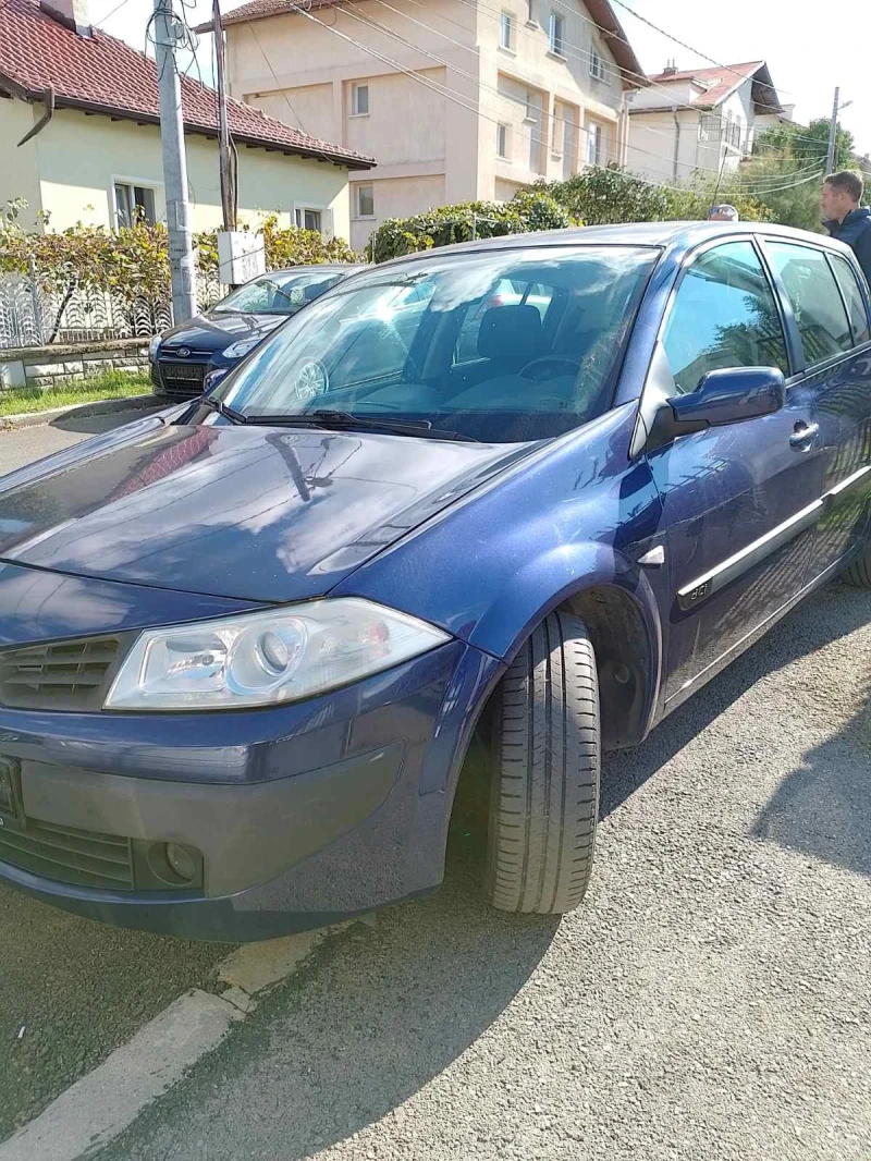 Renault Megane, снимка 6 - Автомобили и джипове - 47560654