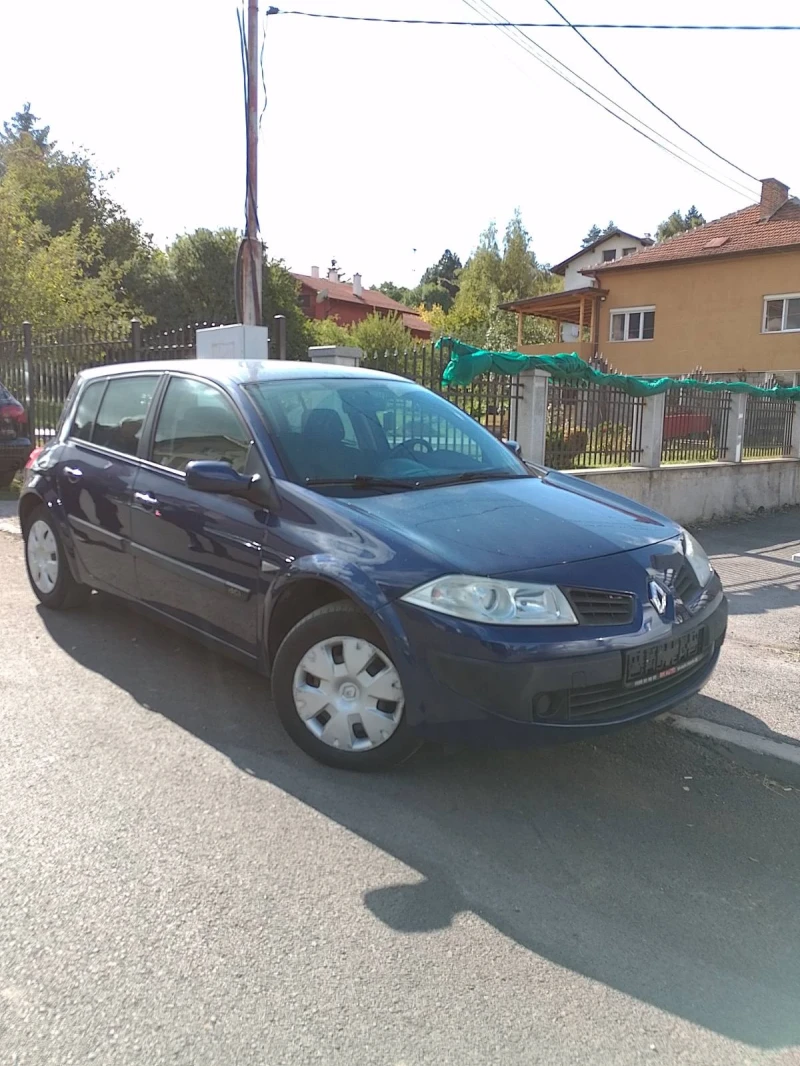 Renault Megane, снимка 3 - Автомобили и джипове - 47560654