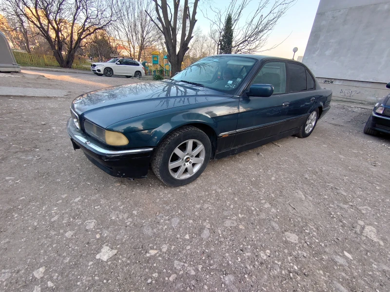 BMW 740, снимка 1 - Автомобили и джипове - 48132966