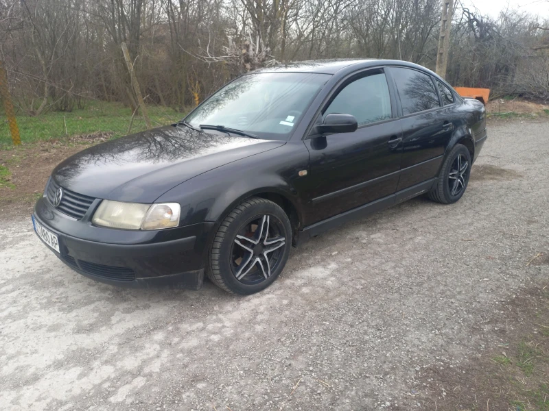 VW Passat, снимка 6 - Автомобили и джипове - 49513381