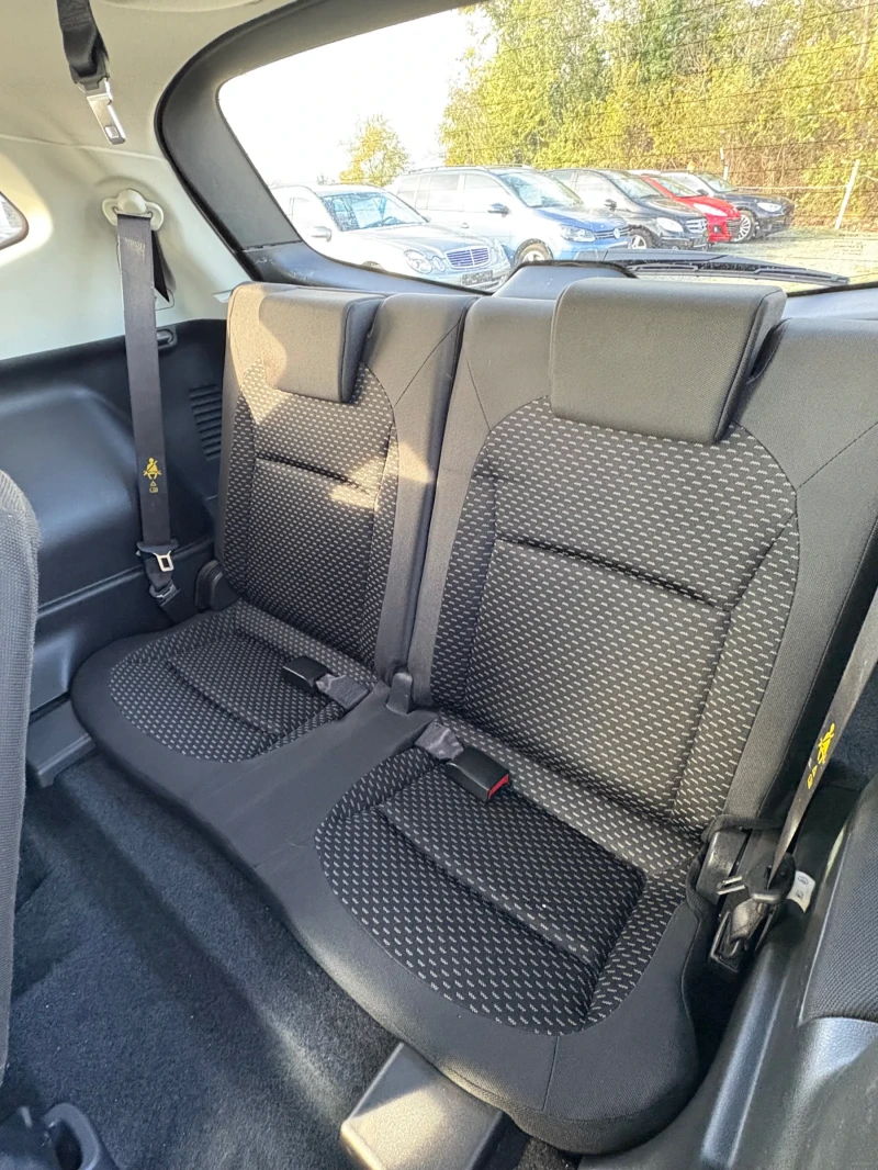 Nissan Qashqai, снимка 12 - Автомобили и джипове - 50583698