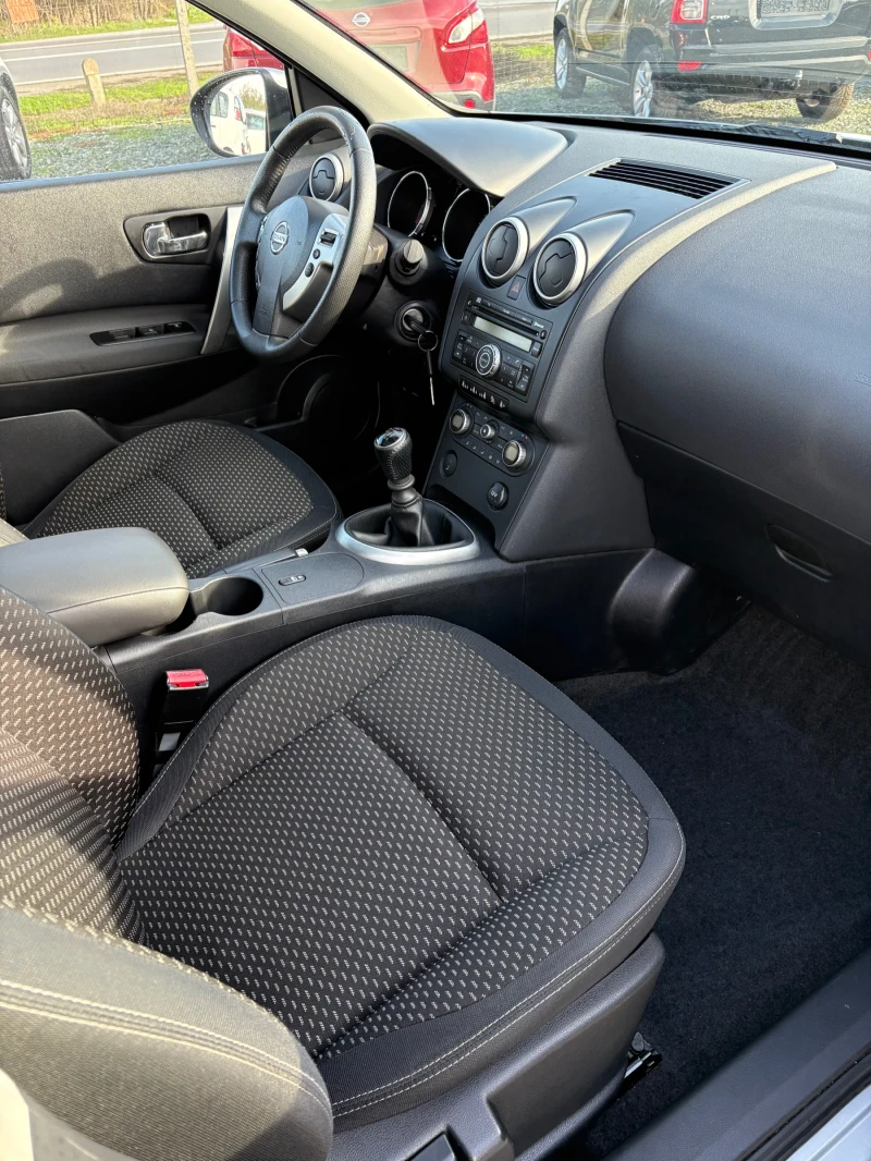 Nissan Qashqai, снимка 10 - Автомобили и джипове - 50583698