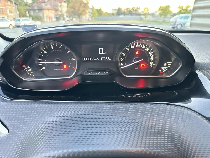 Peugeot 2008, снимка 10 - Автомобили и джипове - 52605846