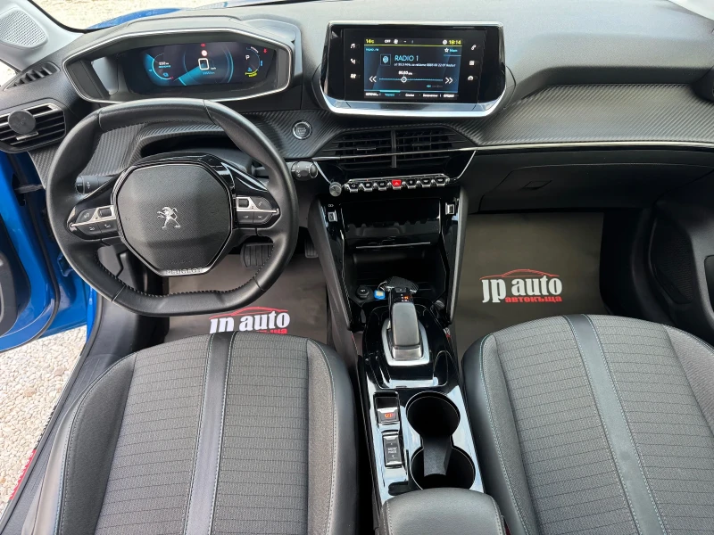 Peugeot 208 Electric , снимка 8 - Автомобили и джипове - 51911989