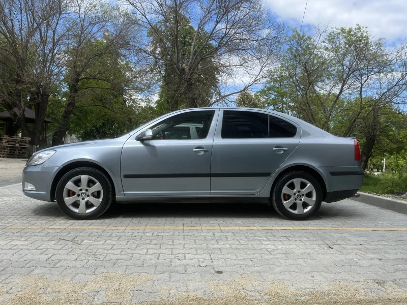 Skoda Octavia 1.6 MPI, снимка 3 - Автомобили и джипове - 52397358